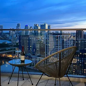 Ac Luxe Penthouse Has With Free Parking Apartment London